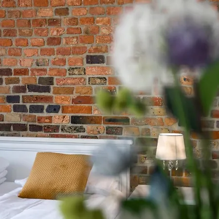 Апартаменты Modish Studio Old Town By Renters Познань