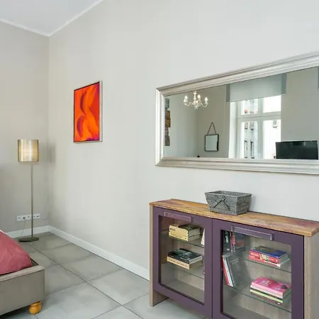 Modish Studio Old Town By Renters *